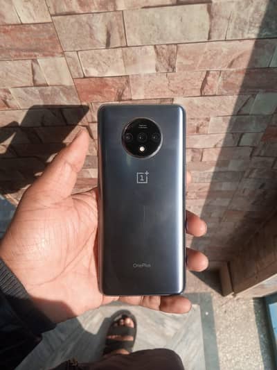Oneplus 7t in lush condition pub g 90 fps