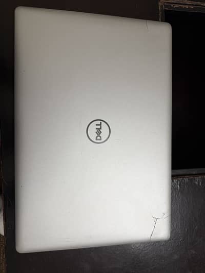 Dell insipron 5570 core i3 8th generation fully working body crack