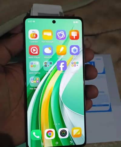 Tecno cammon 30  ram 8gb ROM 256gb. .