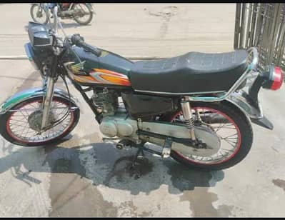 Honda 125 is for sale 2016A