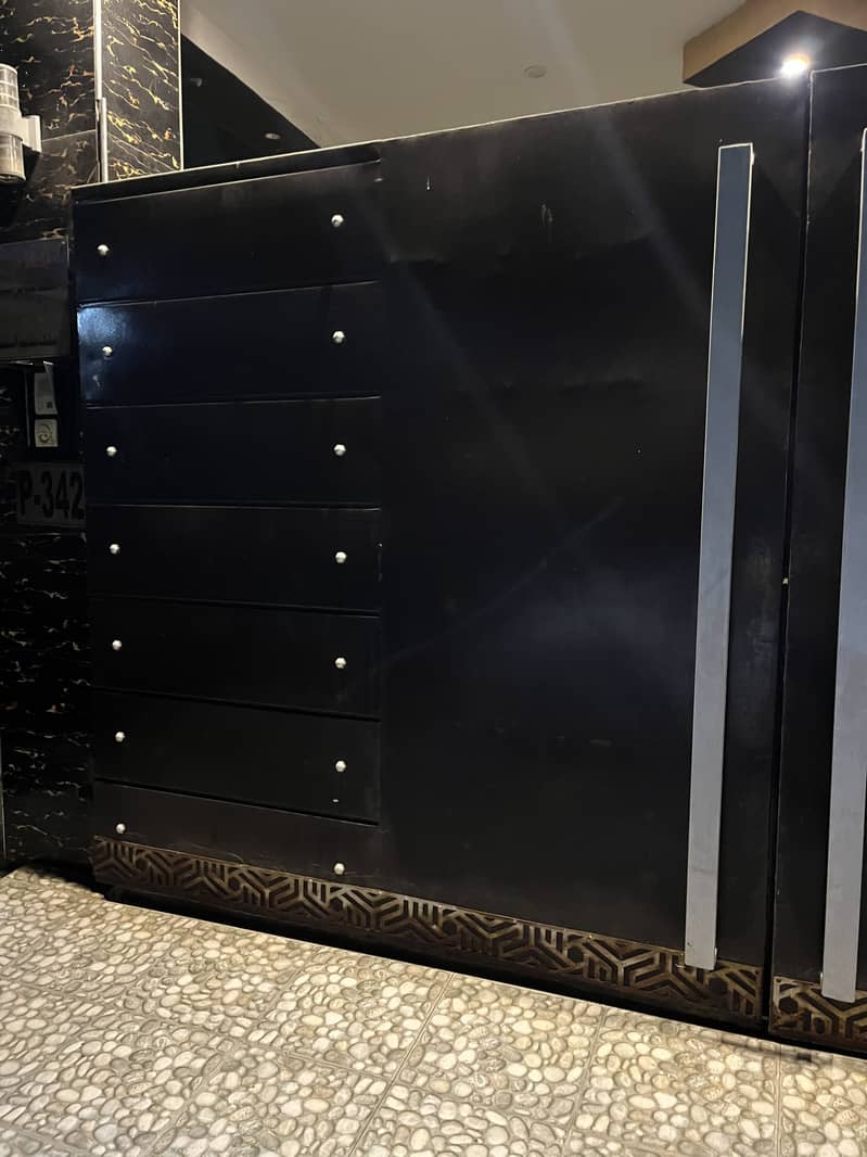 Main Gate ( 16.5 ft length) 1