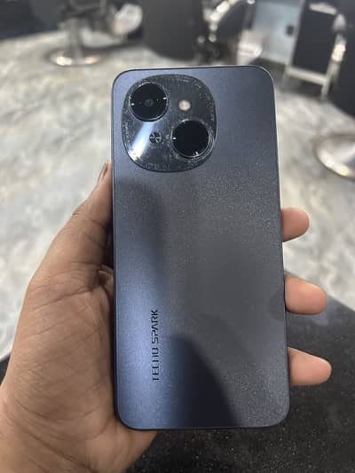 Tecno Spark Go 1
