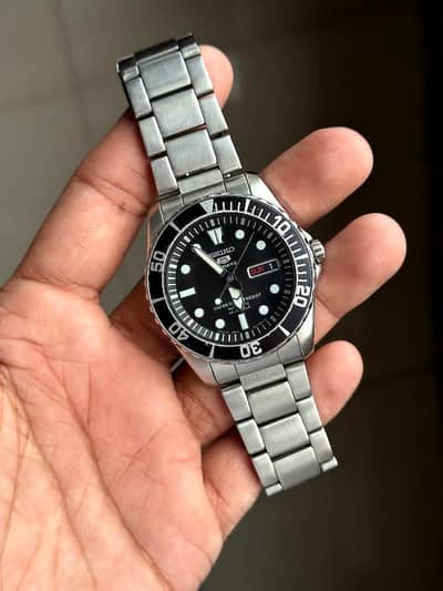 SNZF17k1 Seiko Sea Urchin Daydate. japanese. Front back Crystal glass.