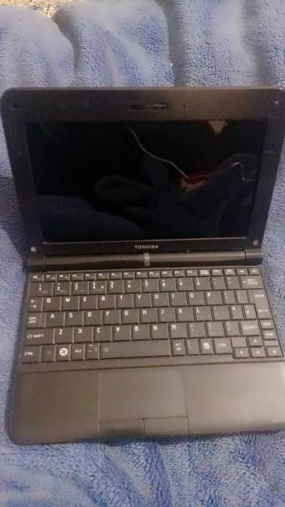 Toshiba notebook laptop 2gb ram 128gb ssd for sale exchange possible