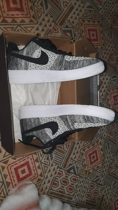 Nike Air Force 1 Flyknit  Ireland import original price is 60000