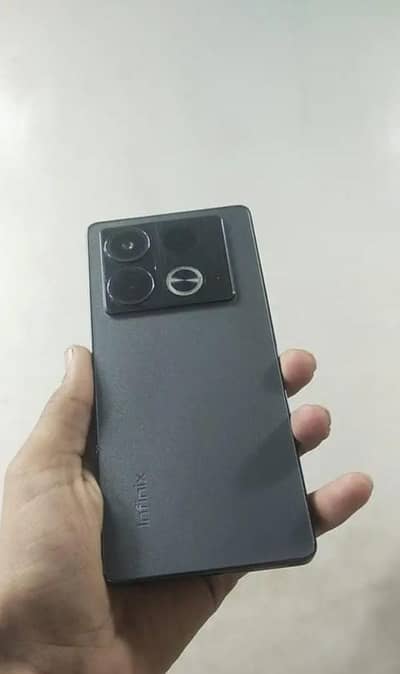 Note 40 with original box  and charger 