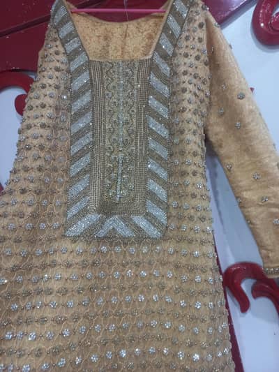 beutifull dress with have kamm