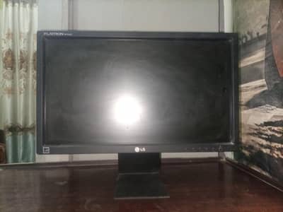 Computer Desktop/monitor for sell