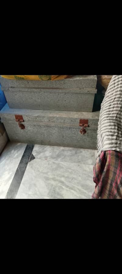 2 trunk for sale