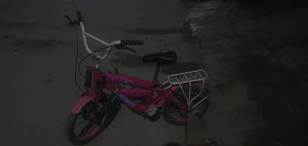 Small girls cycle good quality 