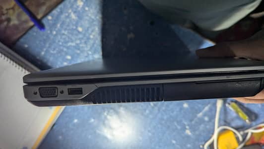 Dell Latitude E6440 Core i5 4th Gen 4GB RAM ,128 Gb SSD ,512GB HDD