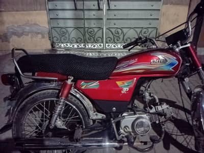 genune condition  kam use all iz good bike