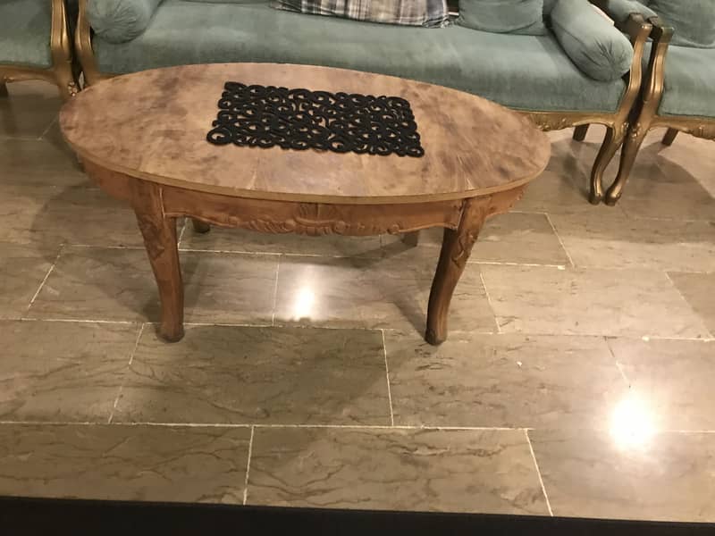 Center Table and seaty 5