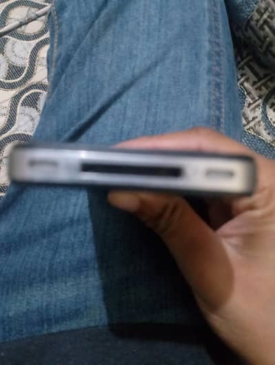 I PHONE  4