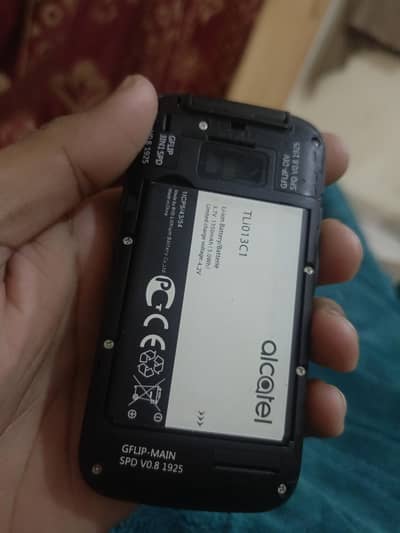 Alcatel 4052R flip phone 4gb