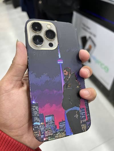 I phone 13 pro 128 gb full lush condition seel to seel Genuine