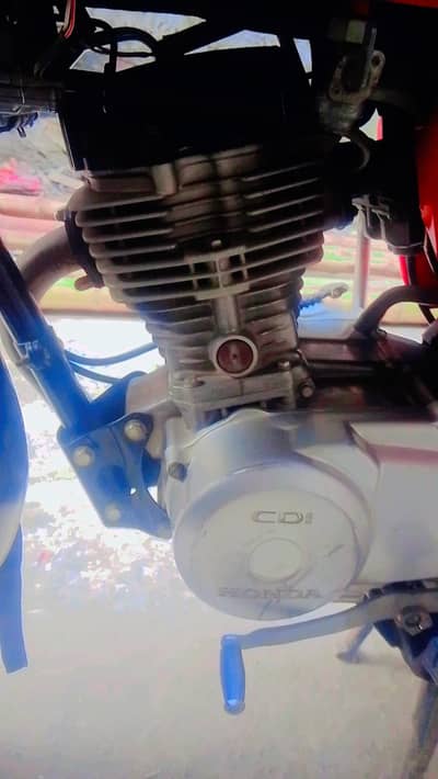 Honda 125 for sale 2023  red