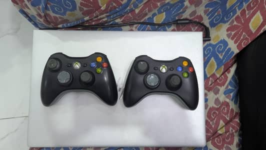 Xbox 360 Slim Black, with 2 wireless controllers,