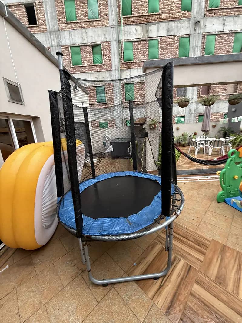 Trampoline 1