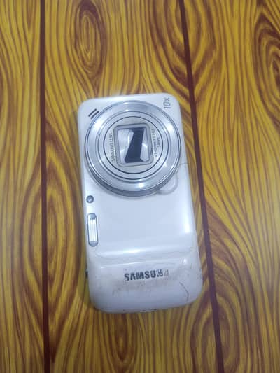 Samsung Galaxy S4 Zoom