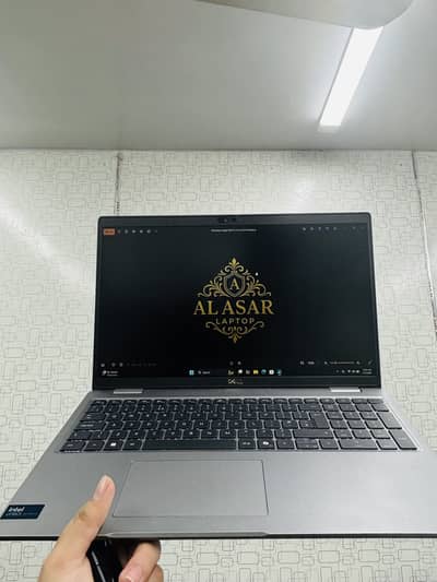 Dell latitude 5550 ULTRA 7 14TH GENERATION