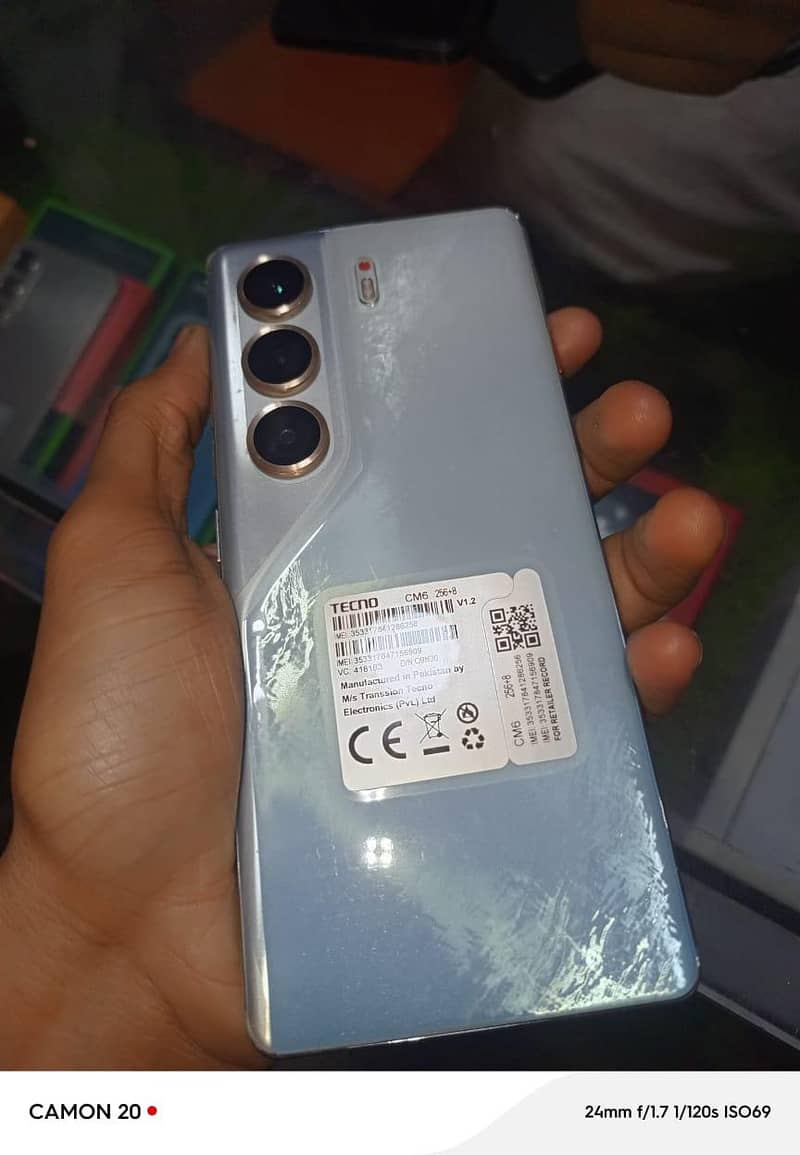 Techno camon 40 Pro 0