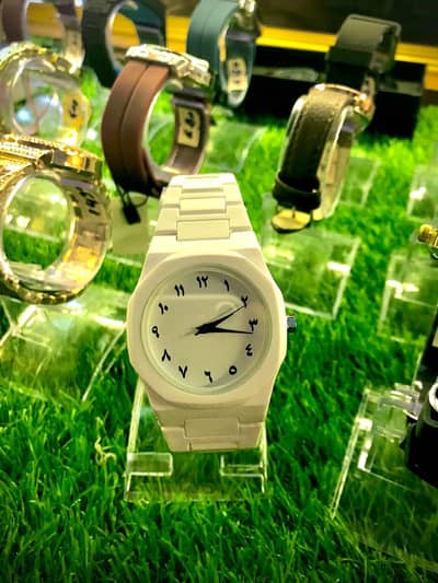 Stylish watches available| sell and repair| Best price