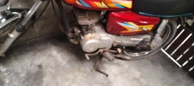 urgent sale model honda 2000