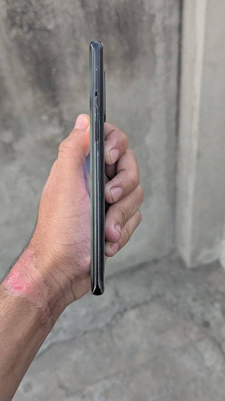 One plus 8 Exchange possible 3