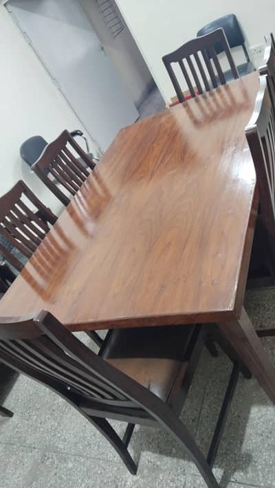 Dinning Table/Chairs