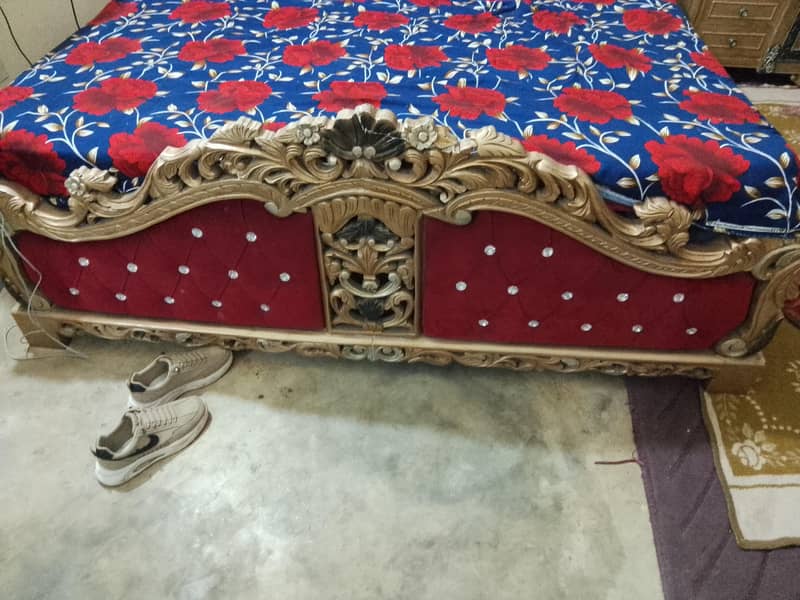 bed set and dressing table 1