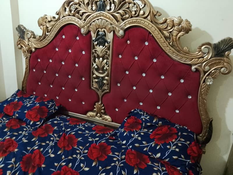 bed set and dressing table 2