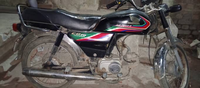 Honda CD 70 2016