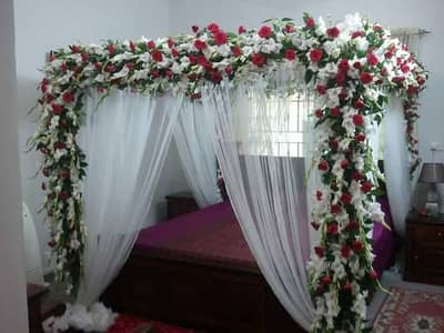 We decore whole wedding events with fresh and artificial flowers.