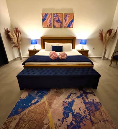 2 BHK luxury furniture apartment available daily basis weekly and monthly