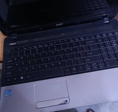 ACER ASPIRE E1-571 Core i3