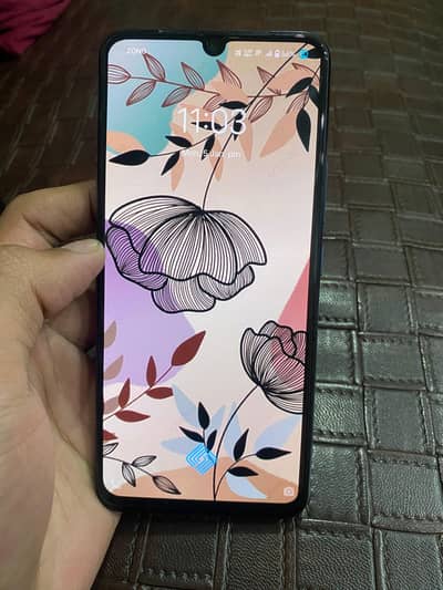 VIVO V21E