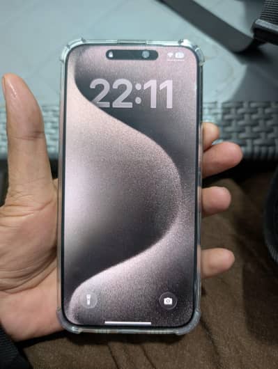 iphone 15 pro max 256 gb jv natural titanium 93 health 220 cycle count