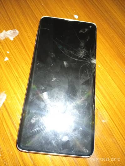 Samsung s10 8 128 gaming beast price Kam hogaye gi