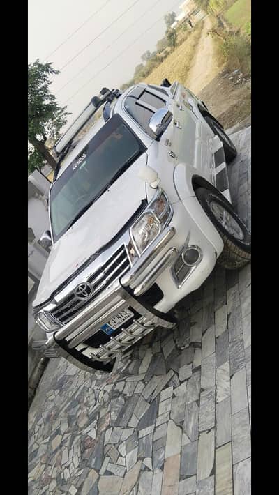 TOYOTA HILUX 2009 MODEL