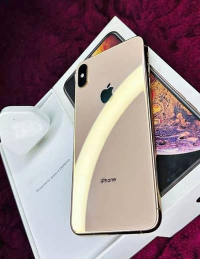 Iphone Xs Max Mobile with Full Box condition 10/10