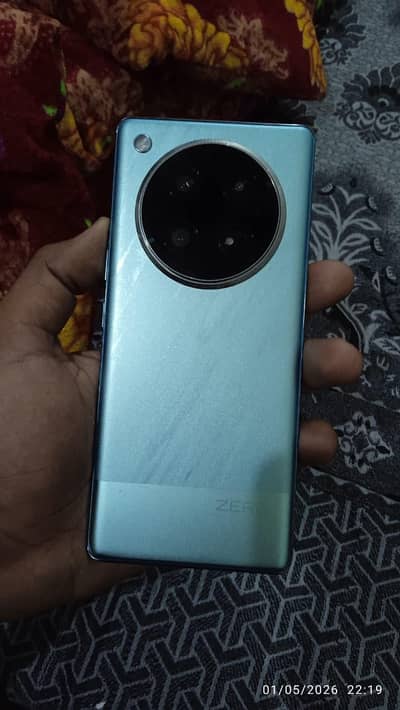 Infinix zero 40