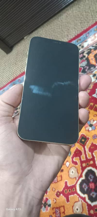 Selling 12 promax urgently