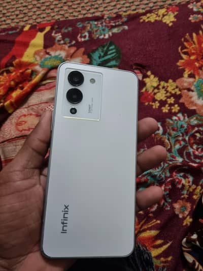 Infinix Note 12