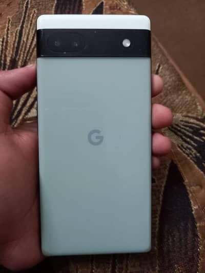 google pixel without box and charger light green condition 10/10