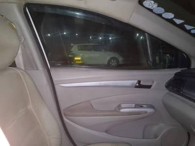 Honda city automatic – 2016 Model (1300cc)