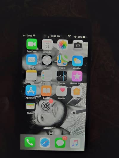 iPhone 6 Sim working10/10 . . 03361181468