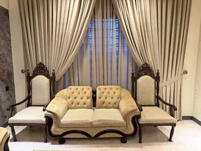 Premium Classic Wooden Sofa Set – Excellent Condition