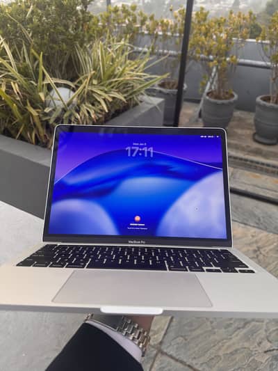 Macbook pro 2020 16/512gb