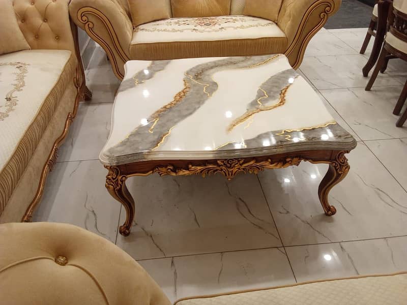 Coffee table/centre table/table 1